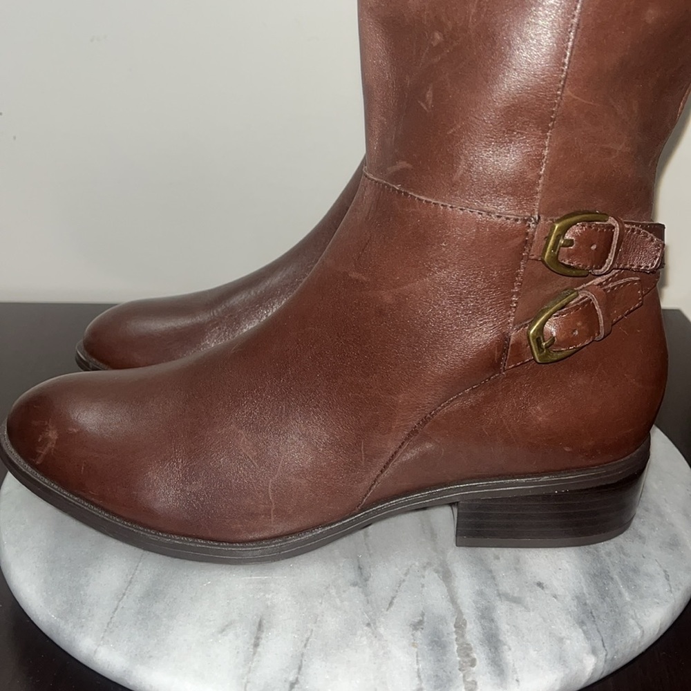 NWOB Lauren Ralph Lauren 'Macelyn' riding boot brwn leather buckle detail Sz 8B - Picture 6 of 15